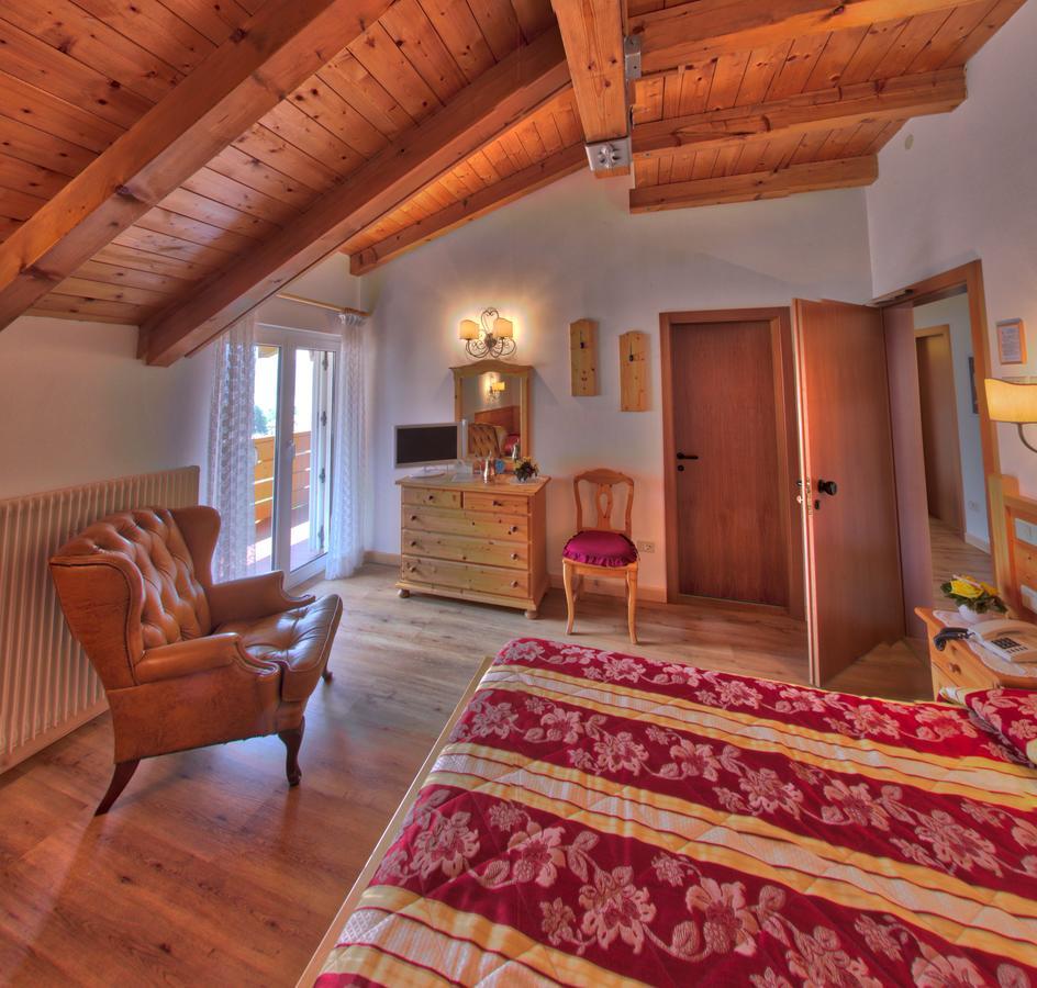 Hotel Garni Villanova Molveno Exterior foto