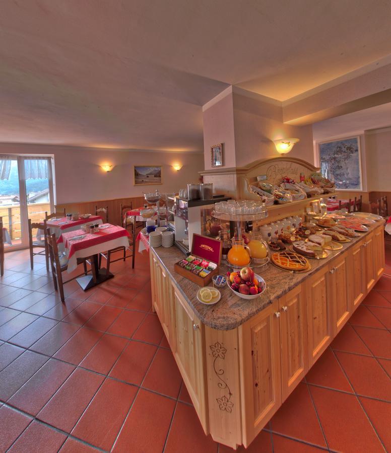 Hotel Garni Villanova Molveno Exterior foto
